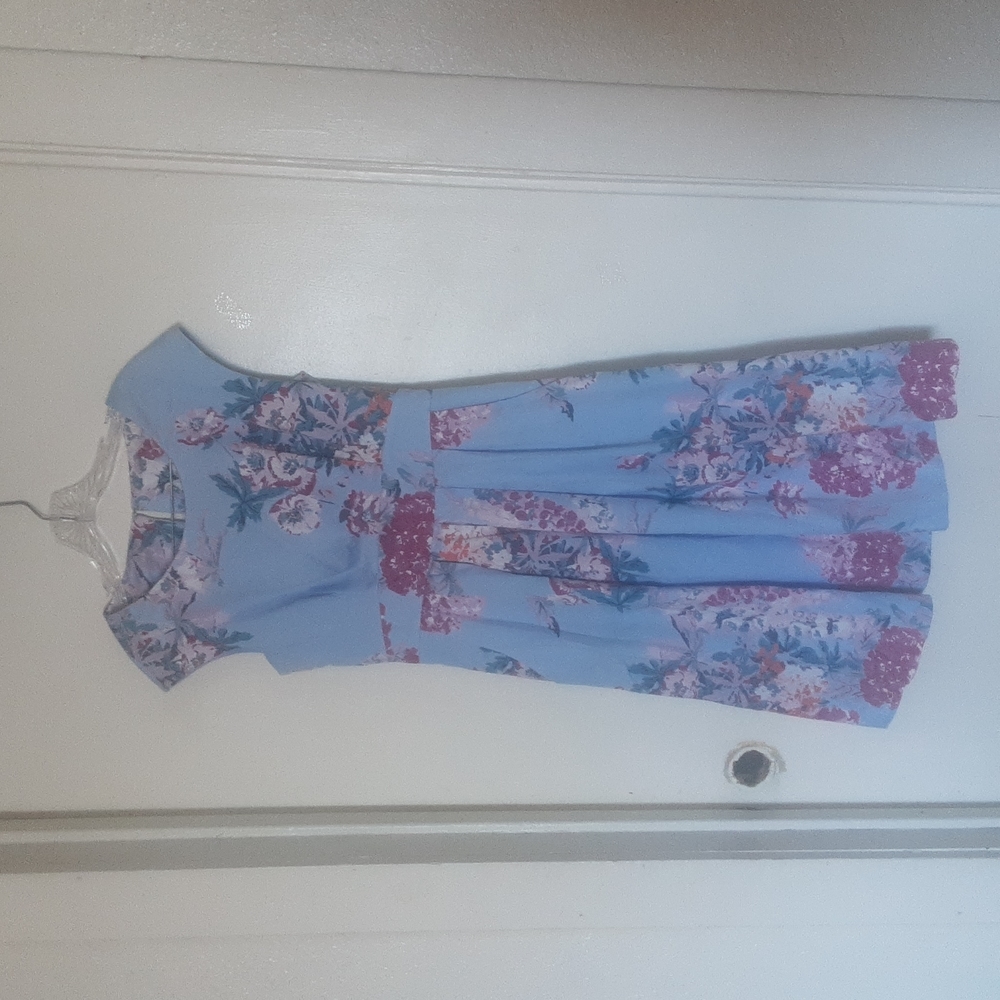 EUC Jonles Blue Floral Pocketed Traditional Midi Dress Sz 6